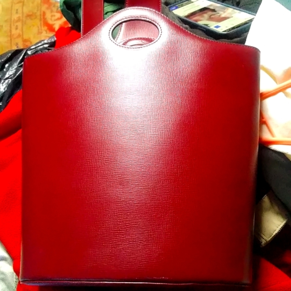 Cartier Paris turnlock maroon